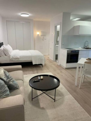 Studio apartment in Herzliya near the beach